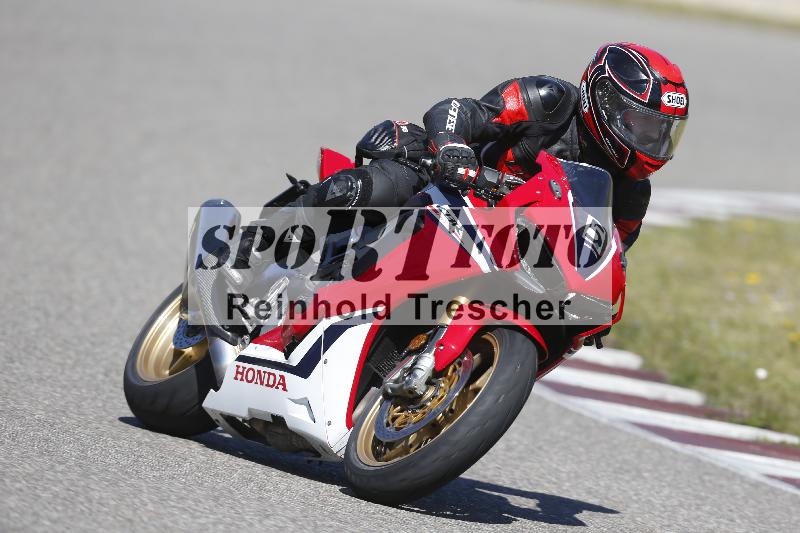 /05 07.04.2026 Cornu Master School ADR/Gruppe gruen/5